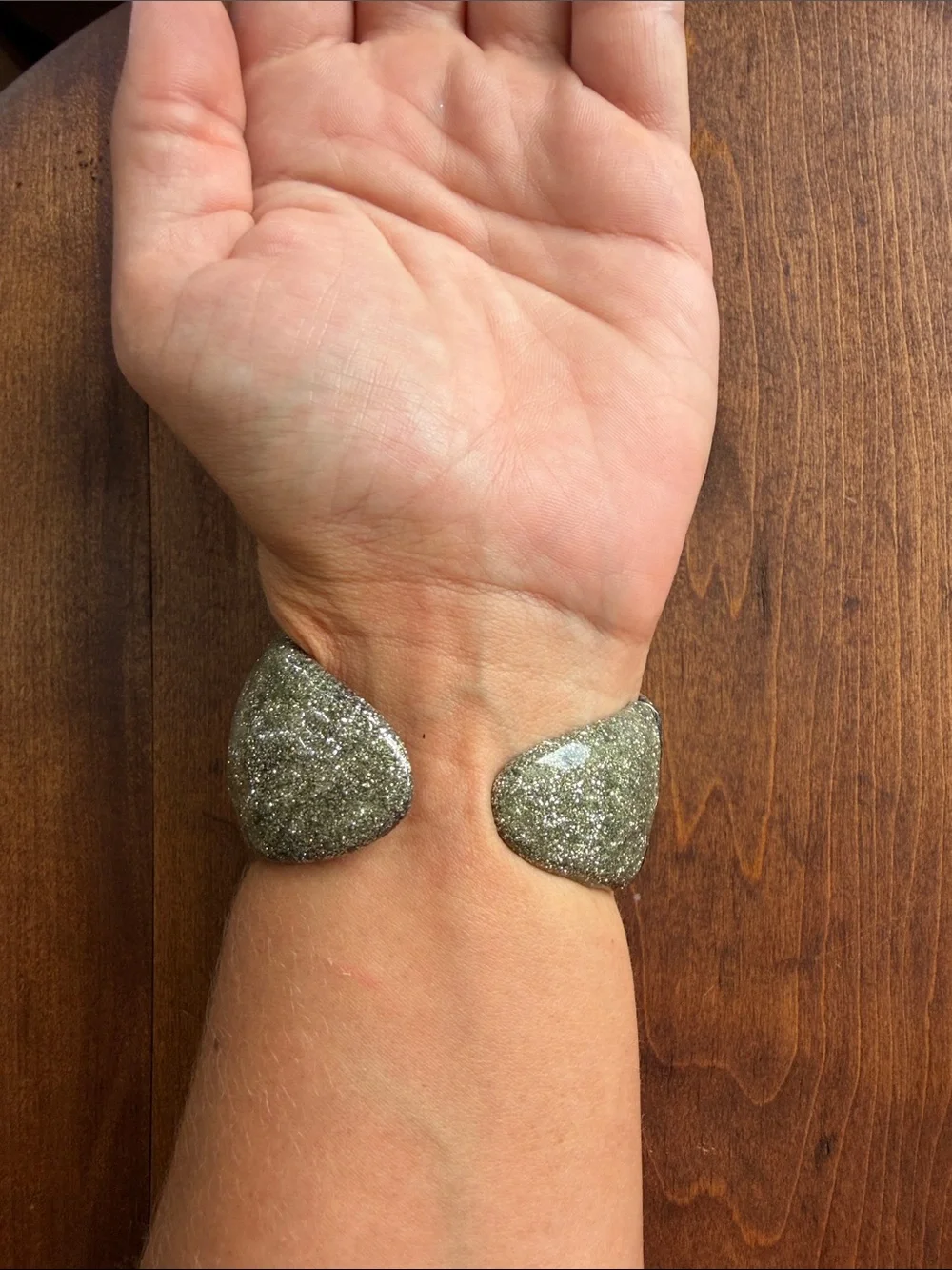 Vintage E. Pearl Glittery Chunky Resin Bangle - Sage Green